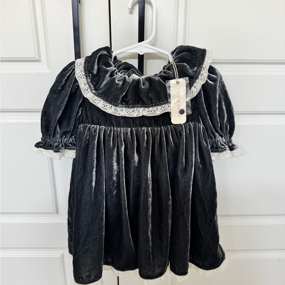 Elegant Black Velvet Kids Formal Dress